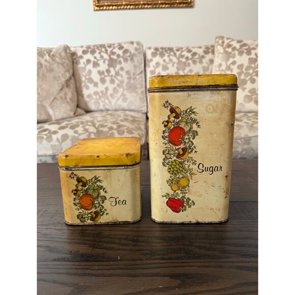 Vintage Cheinco Tin Sugar & Tea Canister Set - Picture 2 of 8